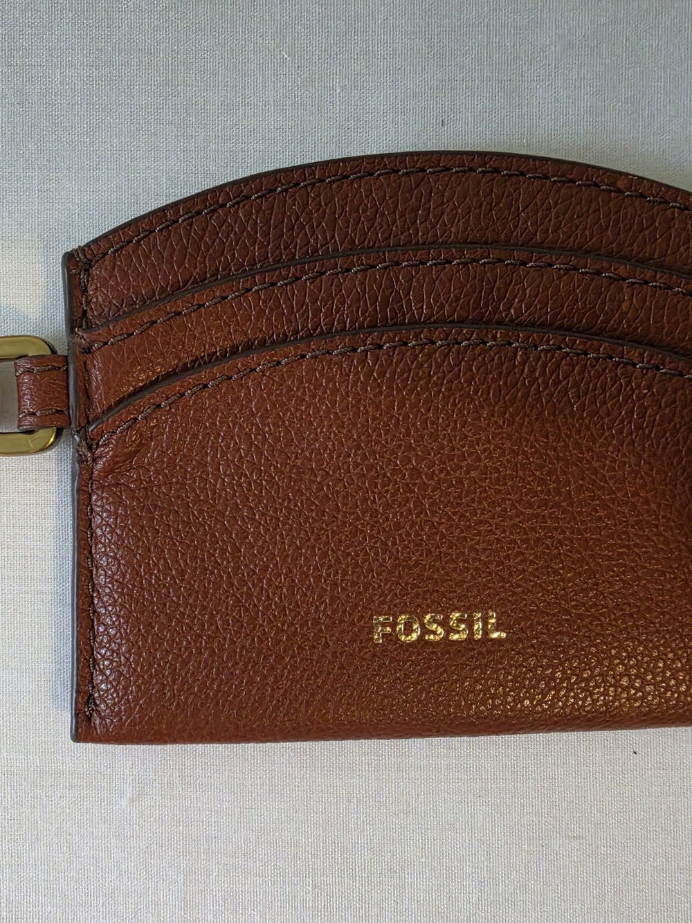 Fossil Pebbled Leather Card Holder in Brown